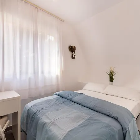 Apartamento In By Bajondillo Torremolinos